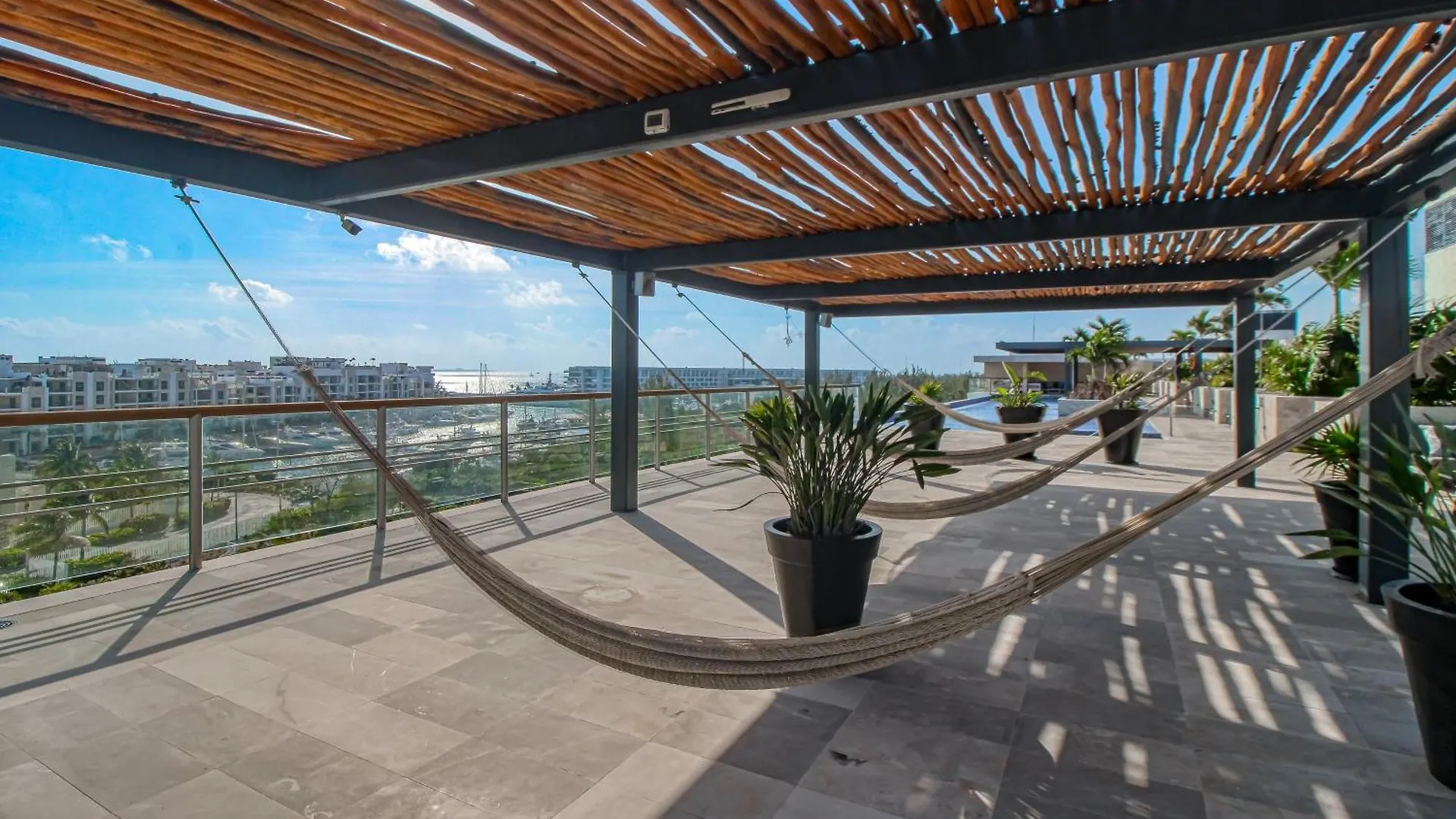 La Amada Ph03M Estudio Torre E Канкун