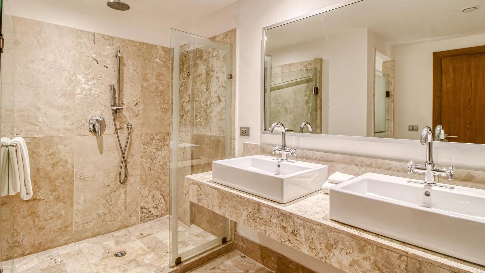 Отель La Amada Ph03M Estudio Torre E Канкун