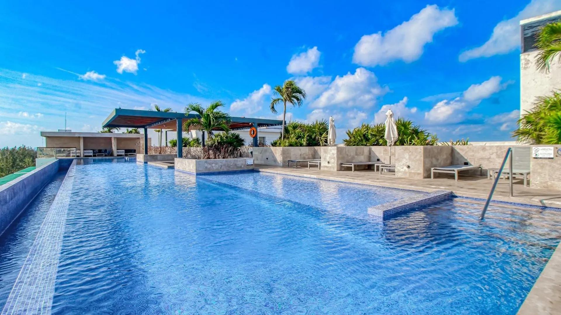 La Amada Ph03M Estudio Torre E Cancún